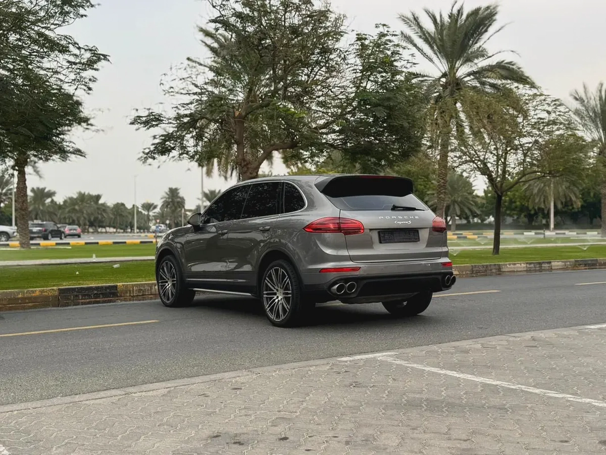 Porsche Cayenne Standard 2016 GCC Specs-5-5