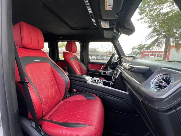 Mercedes Benz G63 AMG