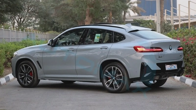 ( Eid al-Adha Offer  / Only For Export ) 2025 BMW X4 xDrive 30i M 2.0T GCC BRAND NEW-4