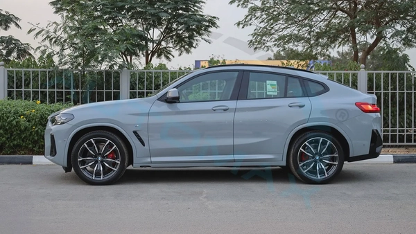 ( Eid al-Adha Offer  / Only For Export ) 2025 BMW X4 xDrive 30i M 2.0T GCC BRAND NEW