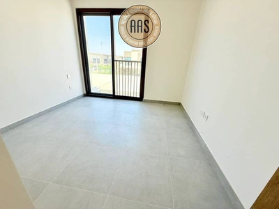 READY TO MOVE SPACIOUS BRAND NEW 3BR+MAID VILLA AVAILABLE FOR RENT-10