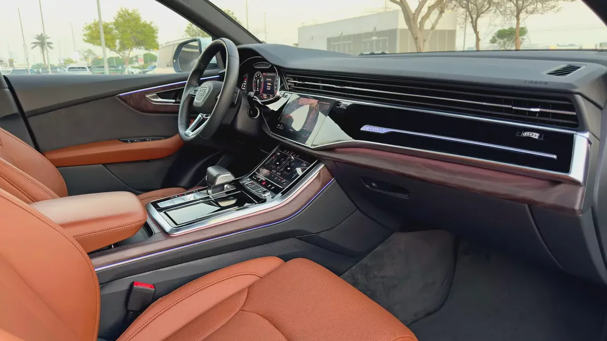 2019 Audi Q8 55TFSI Quattro S Line, GCC Specifications-9-9