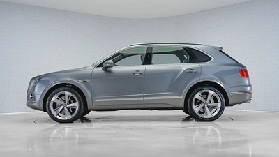UAEs Very Best Example | 2 Years Free Servicing-10