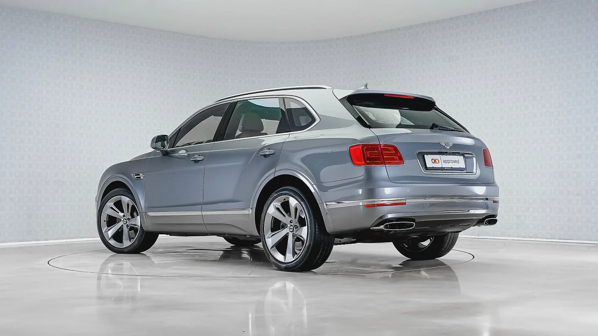 UAEs Very Best Example | 2 Years Free Servicing-2-2