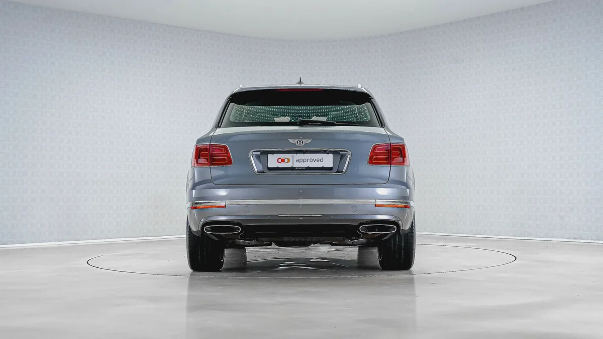 UAEs Very Best Example | 2 Years Free Servicing-9-9