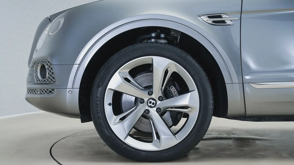 UAEs Very Best Example | 2 Years Free Servicing-11-11