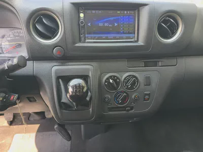 Nissan Urvan 13 Seater Manual 2023 Model GCC Specs With Full Service History In Perfect Condition-13