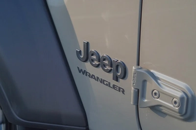 jeep wrangler Willys wheeler 2021-8
