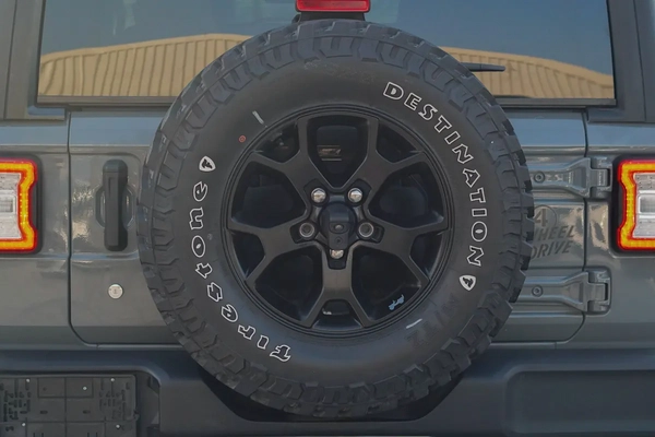 jeep wrangler Willys wheeler 2021