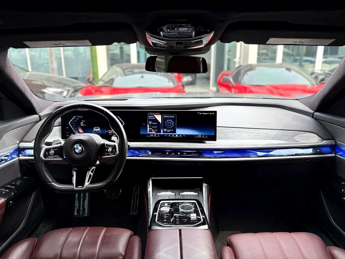 BMW 760i X DRIVE V VIP 2023 Zero Accidents Perfect Condition M Sport Package Full option-2-2