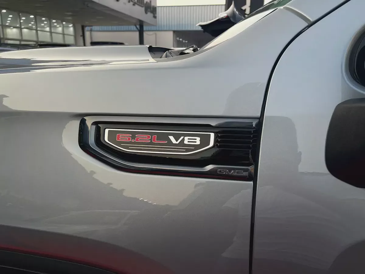 GMC Sierra AT4 2023 GCC 6.2L bank installment available Zero down payment-16-16
