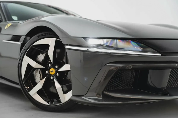 2025 FERRARI 12 CILINDRI WITH 7 YEARS SERVICE CONTRACT