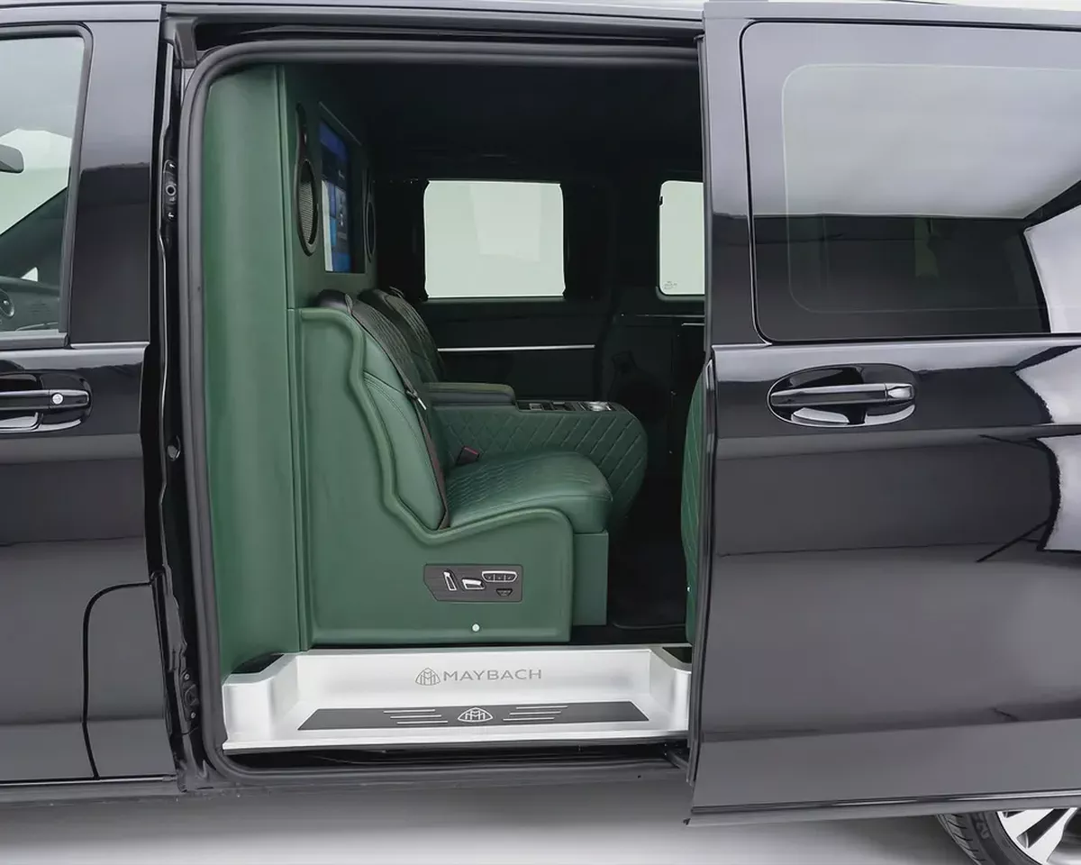 MERCEDES-BENZ V250 2018 l VIP SEATS | AED 3,562 / Monthly-9-9