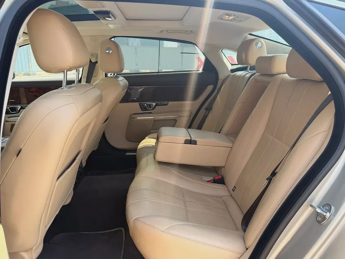 2014 Jaguar XJ Luxury (LWB) | GCC Specs-10-10