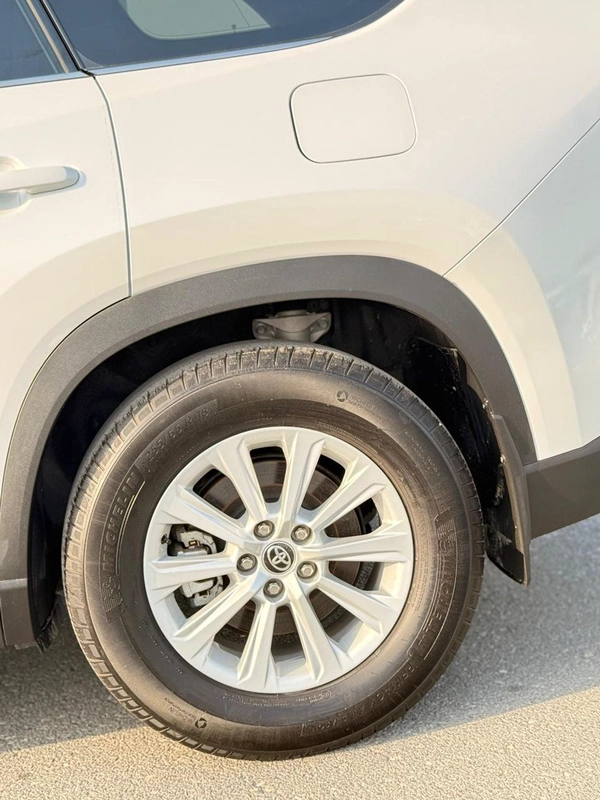 Toyota Grand Highlander XLE 2.4L  2024 model