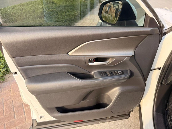 Toyota Grand Highlander XLE 2.4L  2024 model