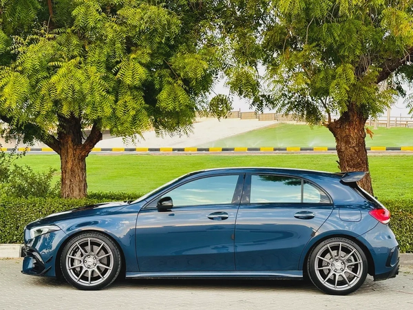 Mercedes Benz A45s AMG FREE ACCIDENT FULL OPTIONS