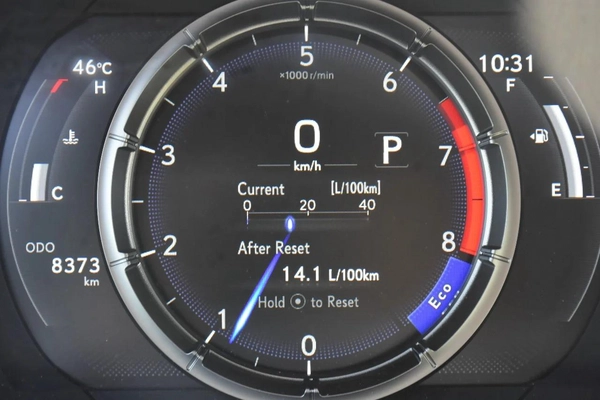 IS300 F 2024 | BLACK
