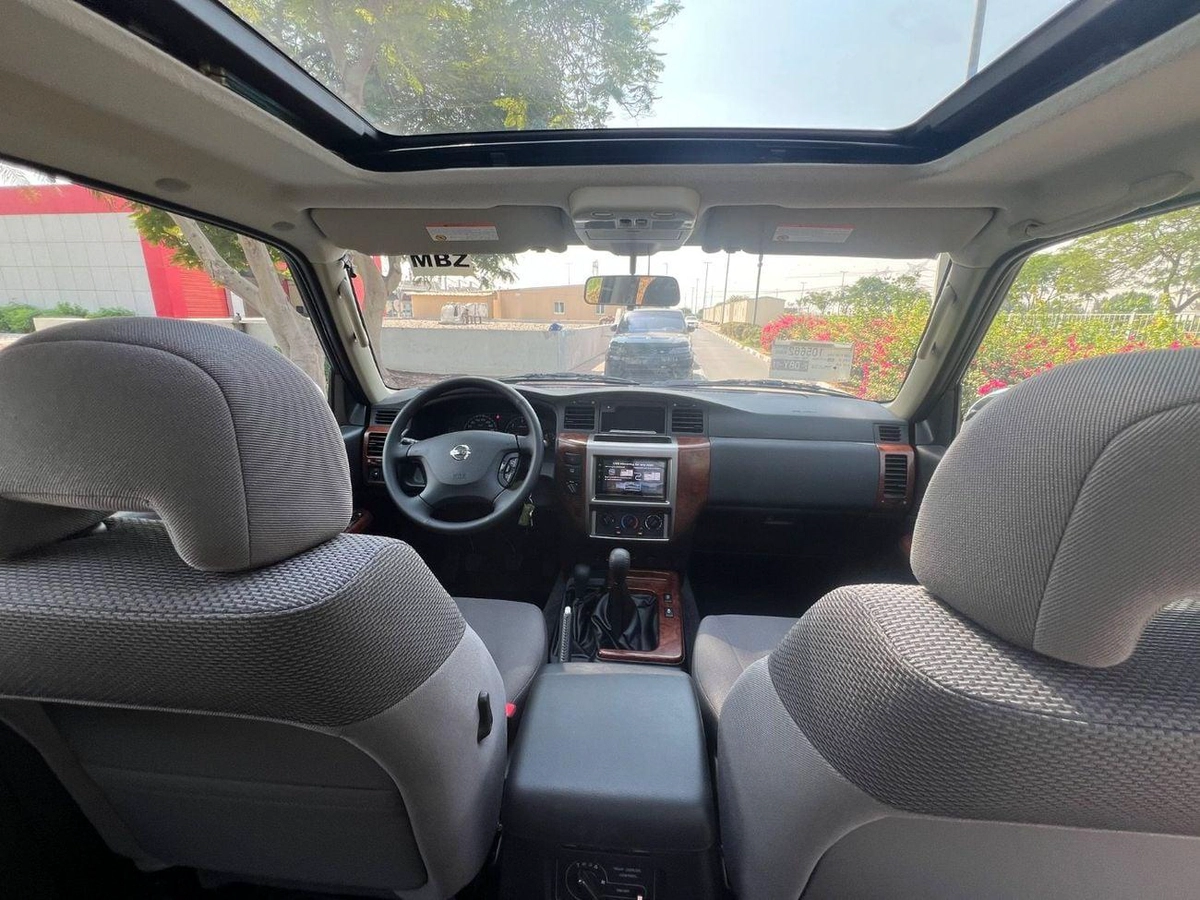 Nissan Patrol SAFARI SW Safari 4.8L M/T-10-0