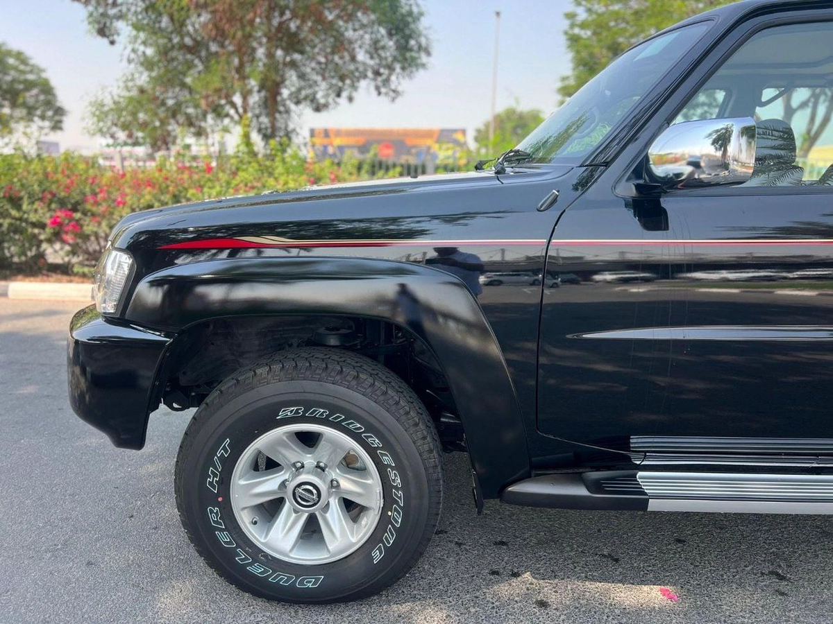 Nissan Patrol SAFARI SW Safari 4.8L M/T-5-0