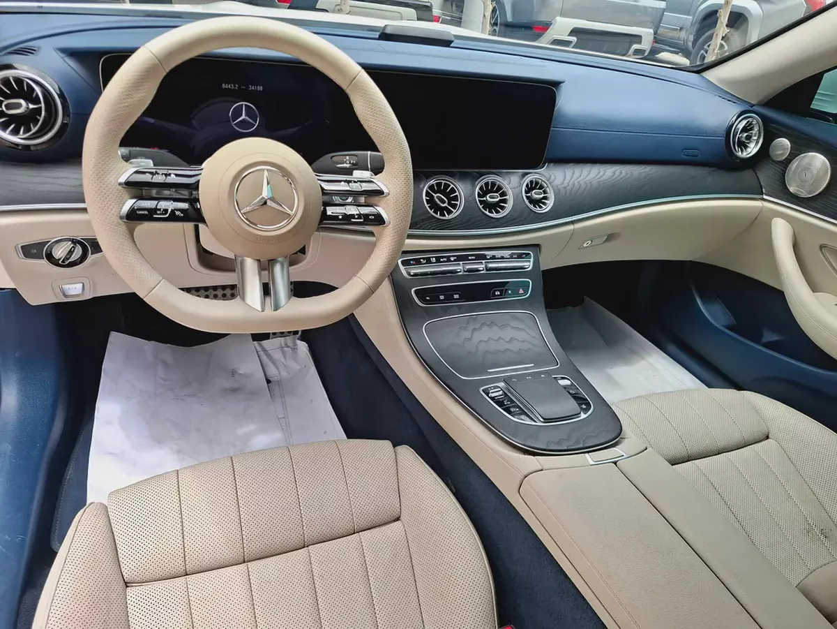 2023 Mercedes-Benz E 300 4MATIC - Korean Specs --8-8