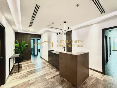 Amazing Multiple Views | Beautiful Layout | 7 Parkings | 3341 sqft-0