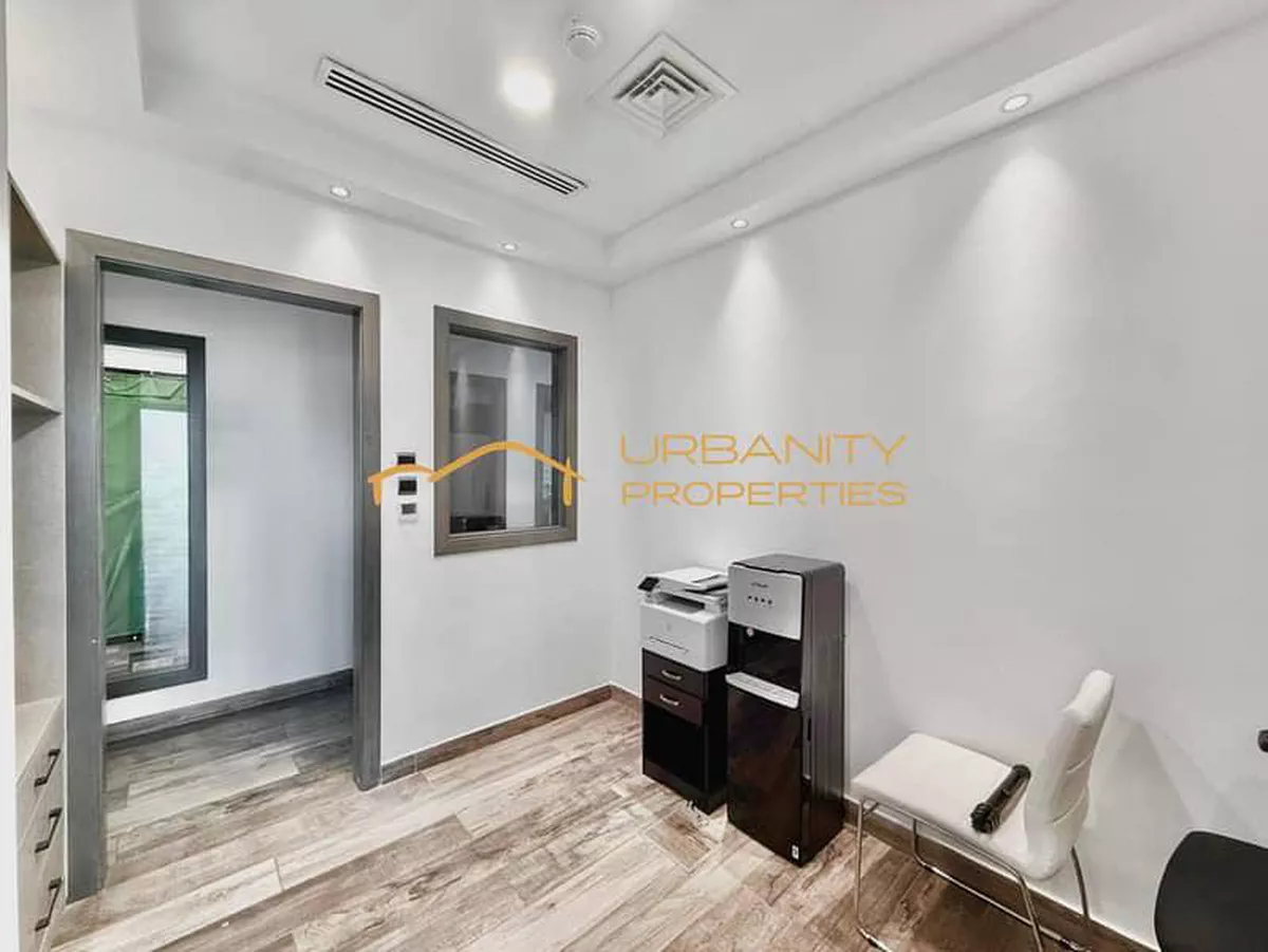 Amazing Multiple Views | Beautiful Layout | 7 Parkings | 3341 sqft-5-5
