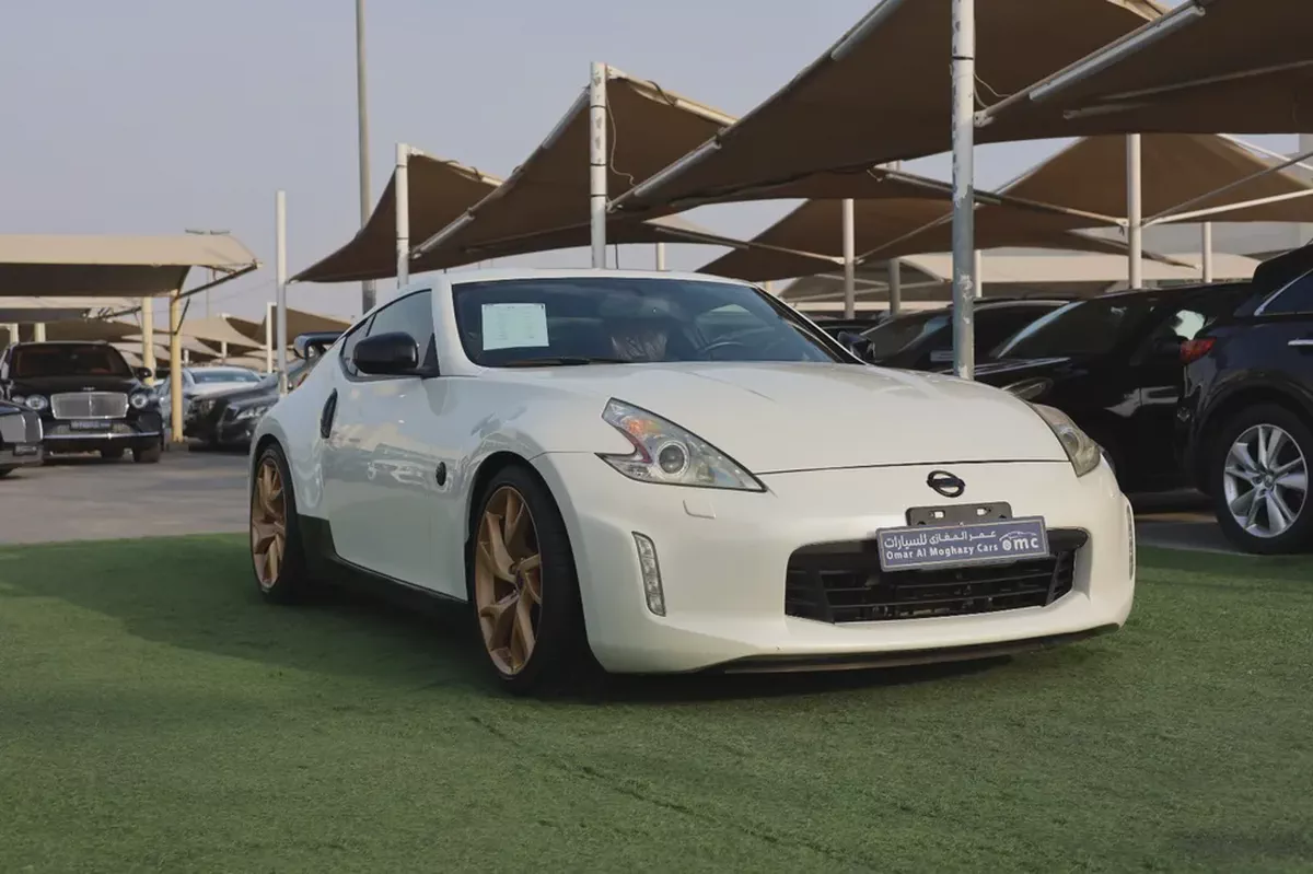 Used Nissan 370z 3.7L Coupe 2015-15-15