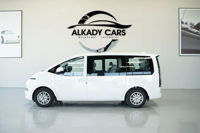 HYUNDAI STARIA 2.2L TURBO 11 SEATS DIESEL 2026-1