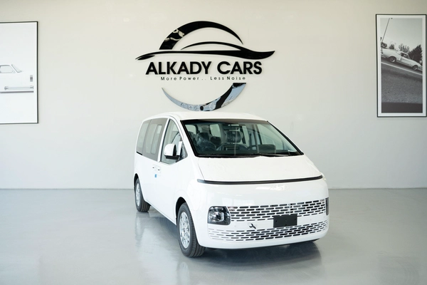 HYUNDAI STARIA 2.2L TURBO 11 SEATS DIESEL 2026