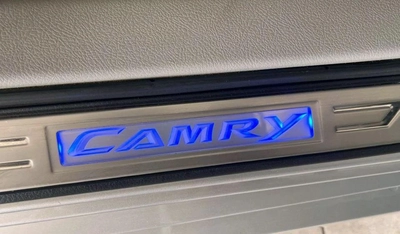 Toyota Camry SE 2.5L-4CYL EXCELLENT CONDITION LOW KILOMETER DRIVEN-9