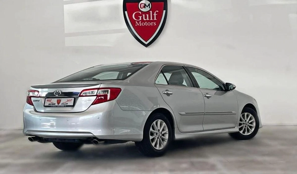 Toyota Camry SE 2.5L-4CYL EXCELLENT CONDITION LOW KILOMETER DRIVEN