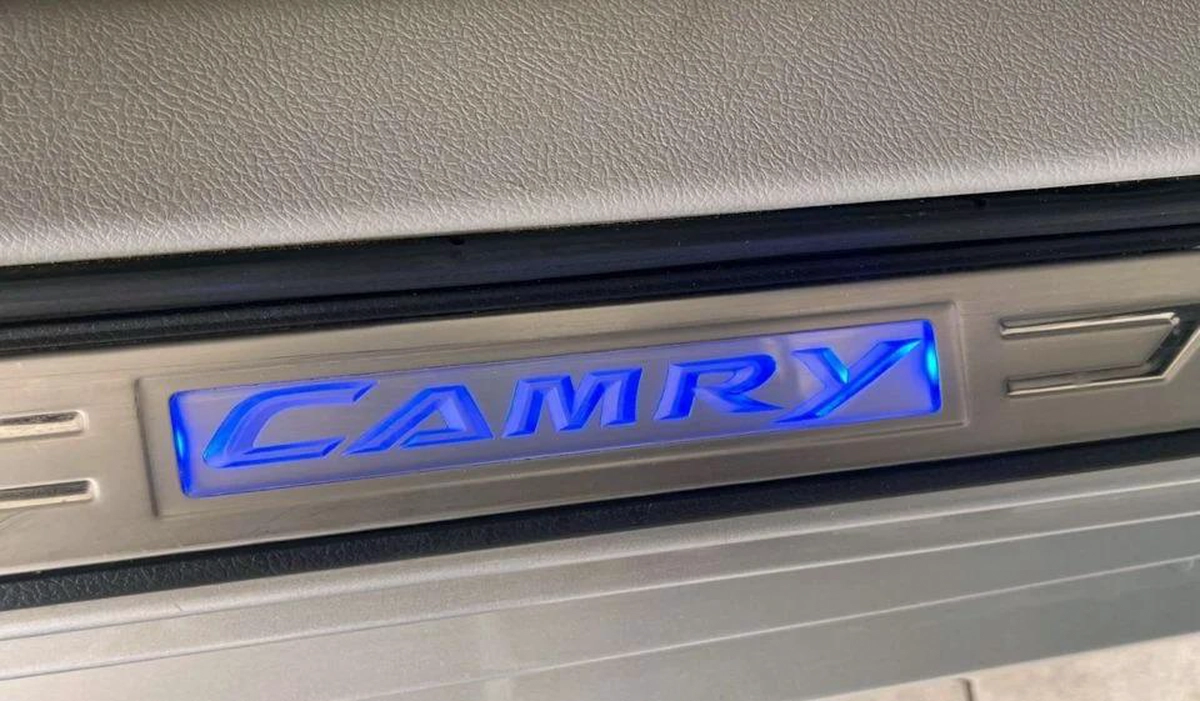 Toyota Camry SE 2.5L-4CYL EXCELLENT CONDITION LOW KILOMETER DRIVEN-9-9