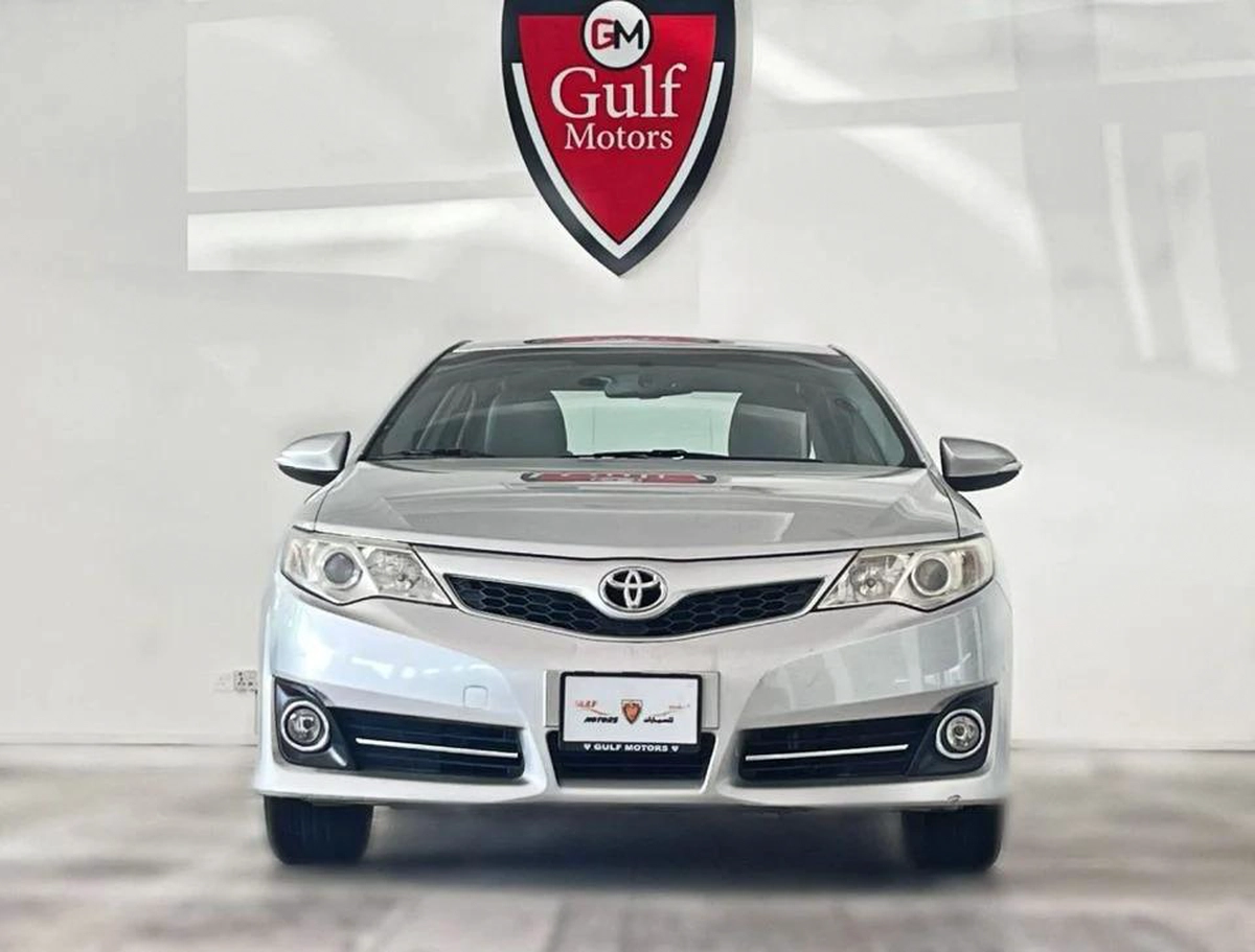 Toyota Camry SE 2.5L-4CYL EXCELLENT CONDITION LOW KILOMETER DRIVEN-7-7