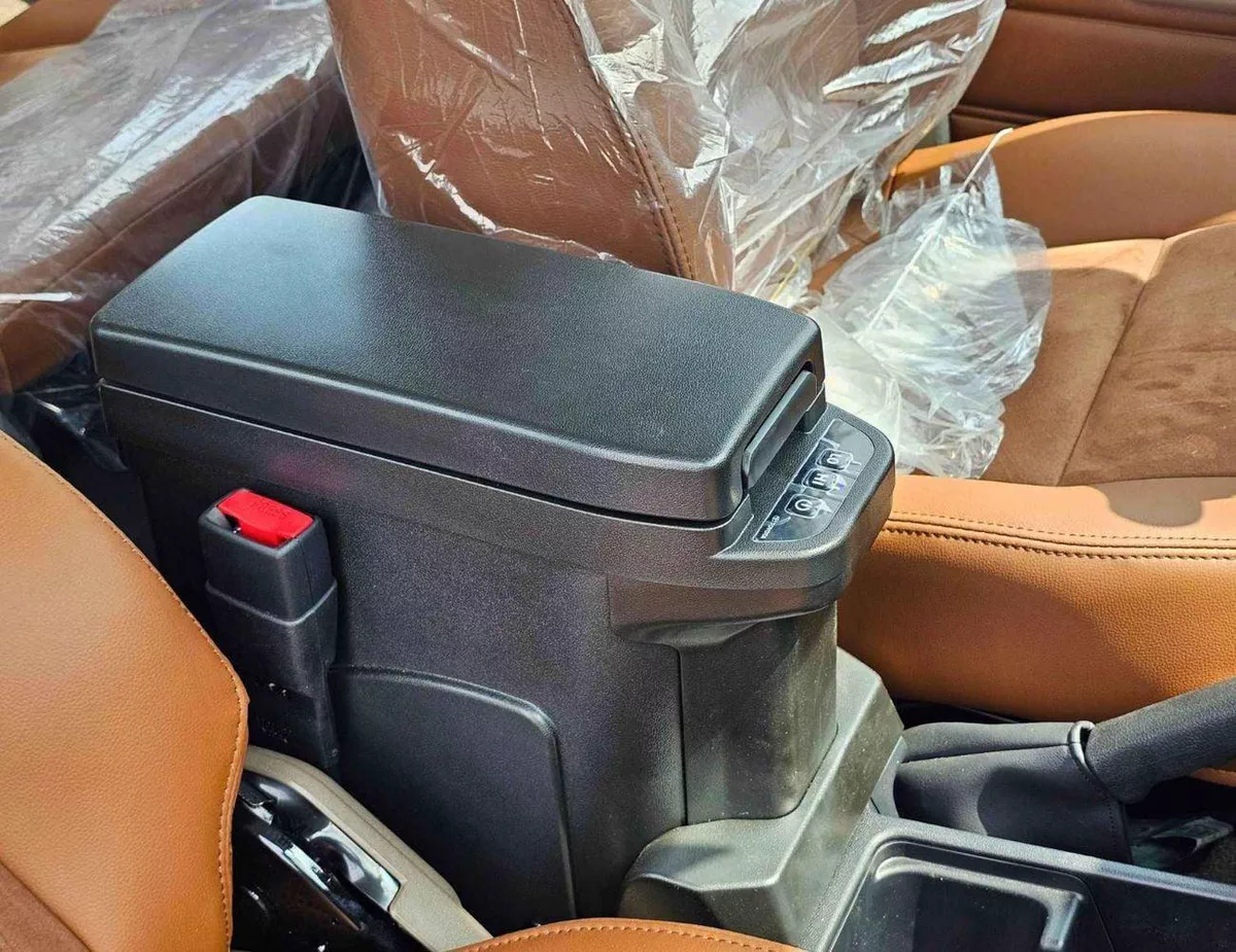 Toyota Land Cruiser 70 LC76 LX LC76 | 2.8L V4 DIESEL | 5 DOOR | DVD CAMER`| DIFF LOCK | LX FULL OPTION (CODE # HT76ZS)-16-0