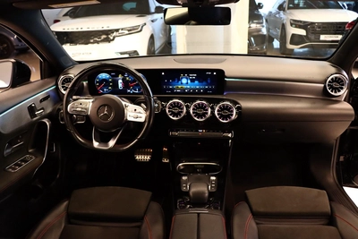Mercedes-Benz A-Class 220 2022-3
