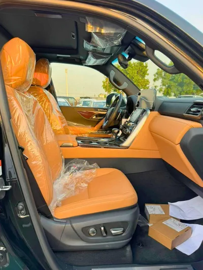 Lexus LX600 SIGNATURE | 3.5L V6 PETROL | RADAR | LEATHER WITH PWR SEATS | HEADS UP DISPALY | SUNROOF (CODE # LX6SB)-10