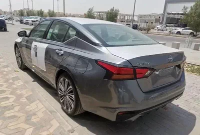 New Nissan Altima 2025 Grey – Modern Sedan-6