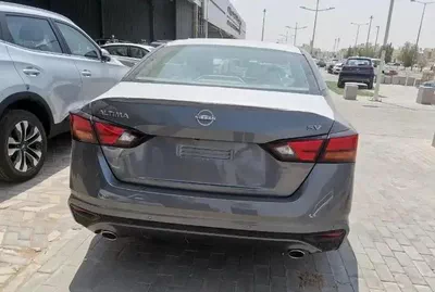 New Nissan Altima 2025 Grey – Modern Sedan-3