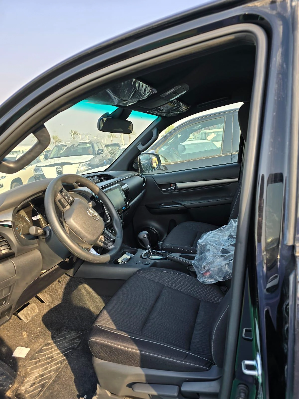 TOYOTA HILUX ADVENTURE DIESEL 2026 | BLACK EXTERIOR-3-3