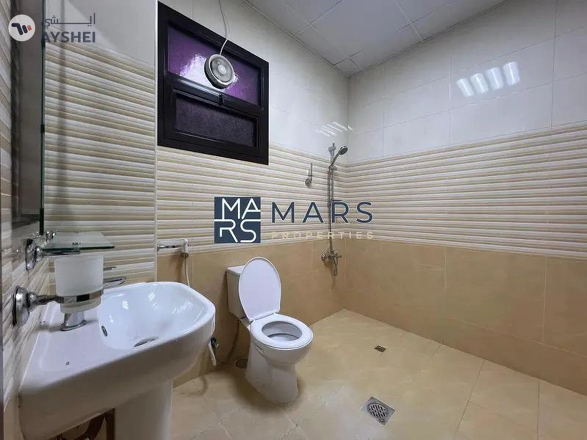 🏡 Luxurious 4-Bedroom Standalone Villa with Massive Plot in Al Suyoh, Sharjah🌟-9-9