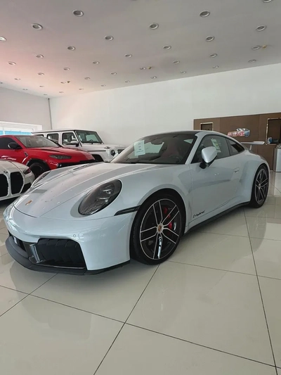 2026 Porsche 911 Carrera GTS - GCC Specs --0