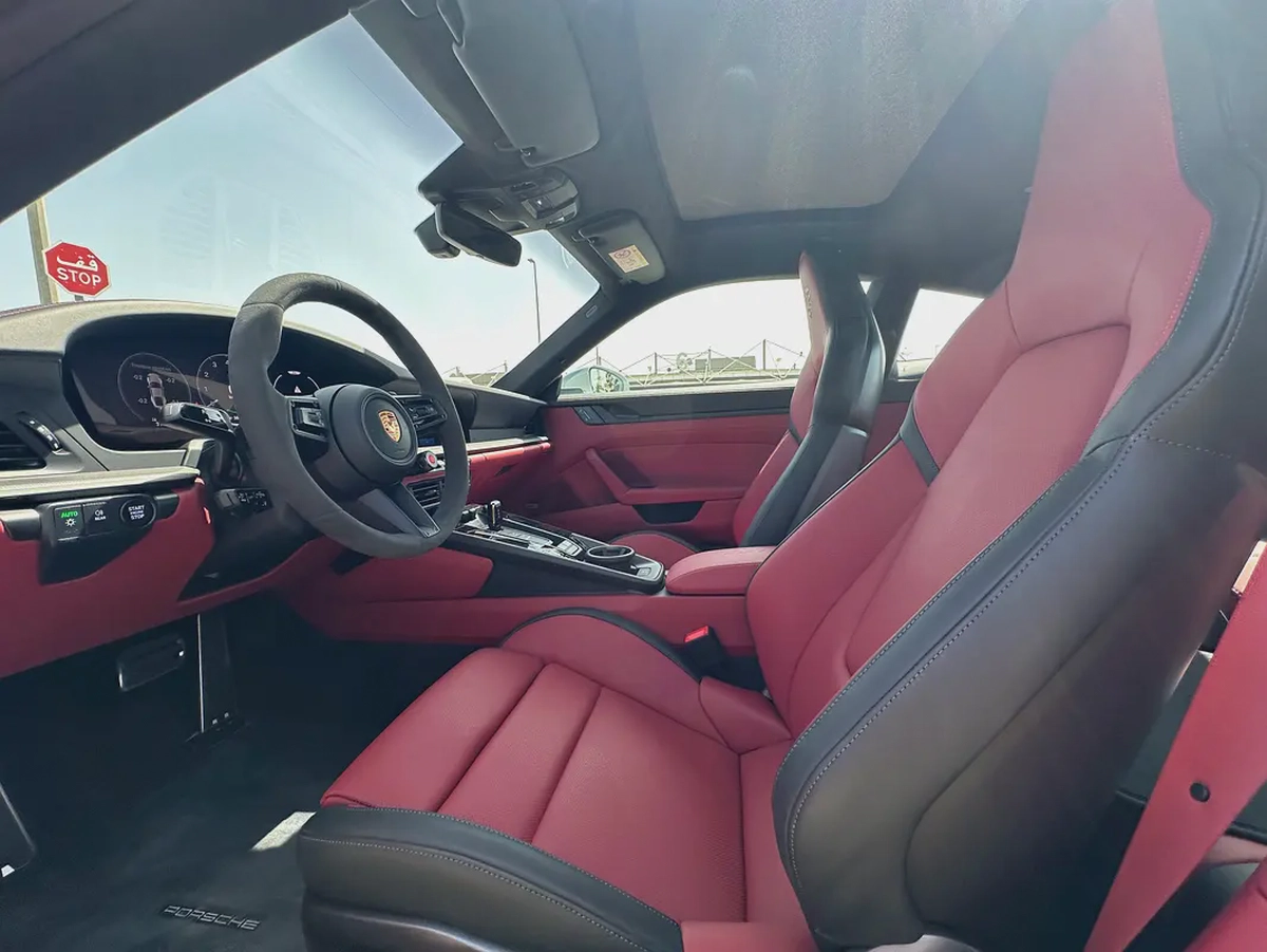 2026 Porsche 911 Carrera GTS - GCC Specs --11-11