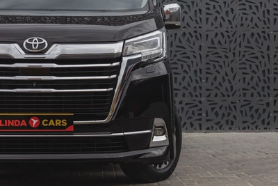 Toyota Granvia 2020-17