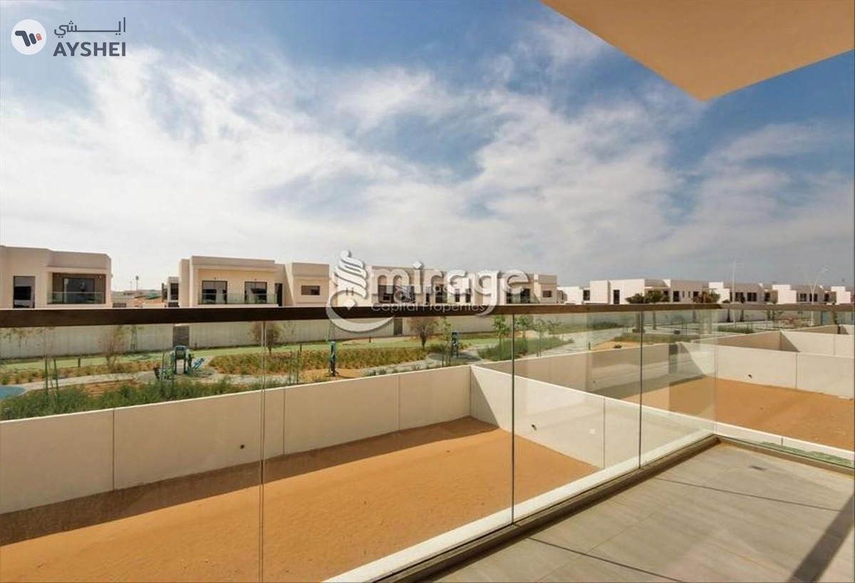 TOWNHOUSE FOR SALE IN ASPENS, YAS ACRES-5-5