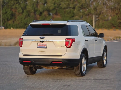 Ford Explorer XLT 2018 | GCC Specs | Well Maintained-19