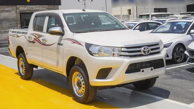 Toyota Hilux Double Cab DISEL 2.4 2026 - GCC Specs - BASIC OPTION !-1