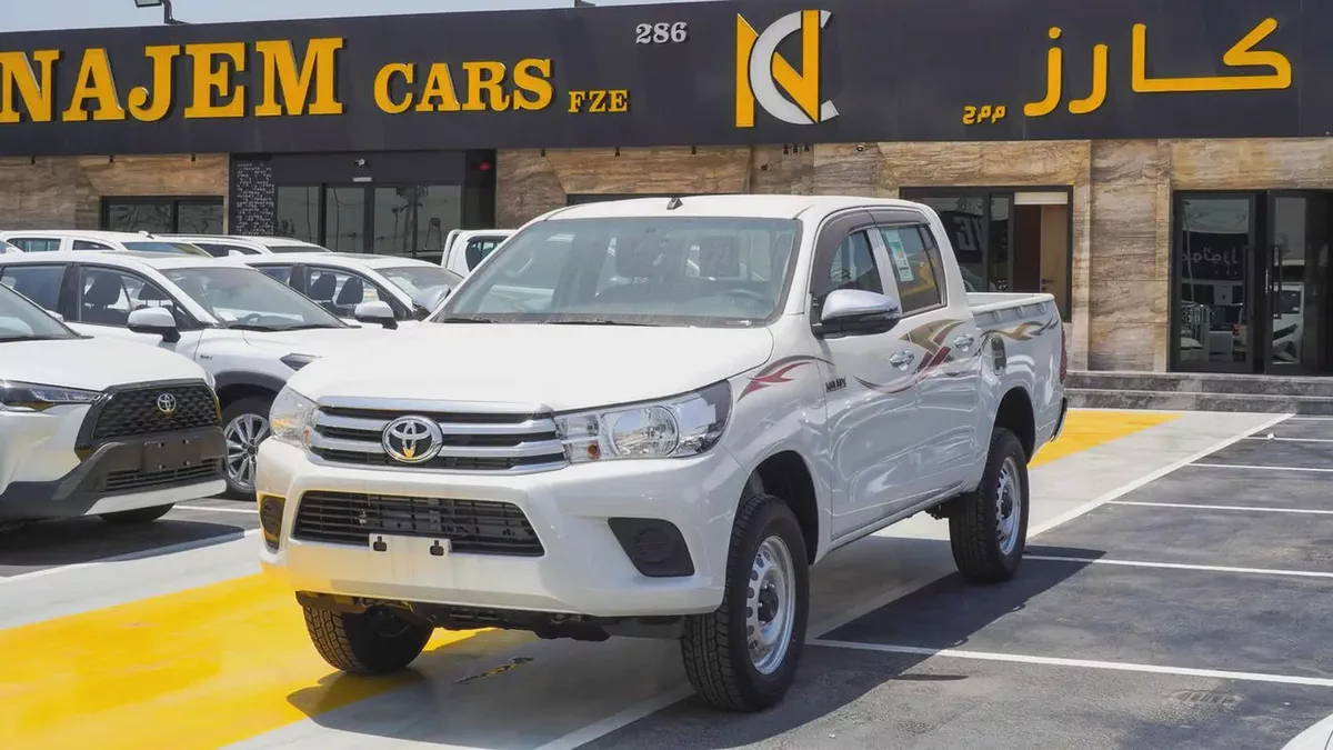 Toyota Hilux Double Cab DISEL 2.4 2026 - GCC Specs - BASIC OPTION !-2-2