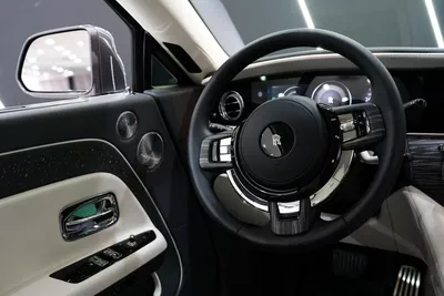 Rolls-Royce Spectre-7