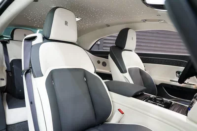 Rolls-Royce Spectre-16